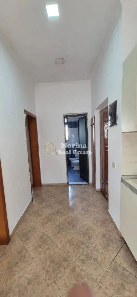 Tirane, vendesi appartamento 2+1 Piano 3, 58 m² 128.000 € (Via Bardhyl)