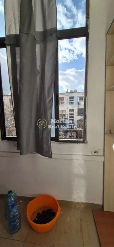 Tirane, vendesi appartamento 2+1 Piano 3, 58 m² 128.000 € (Via Bardhyl)