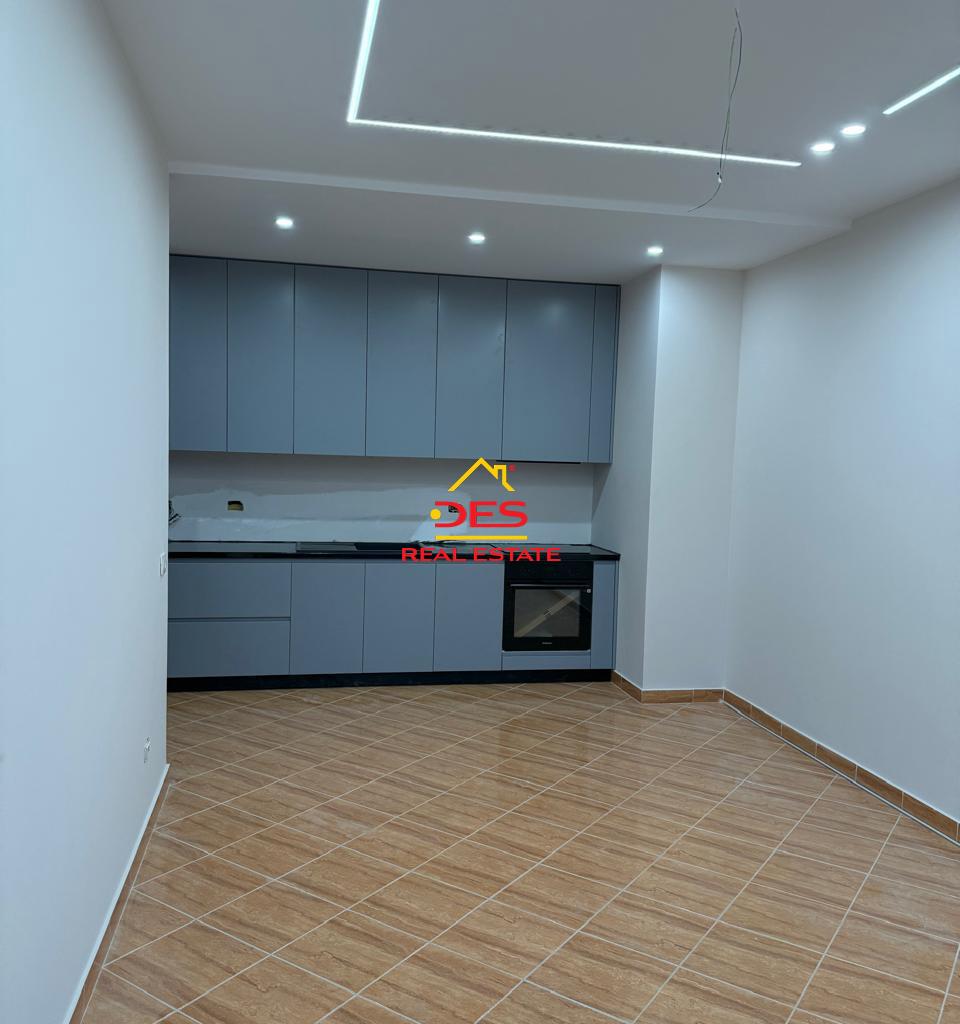 🔑🏡 JEPET ME QIRA APARTAMENT 1+1 NË PLAZH TË VJETËR, VLORË