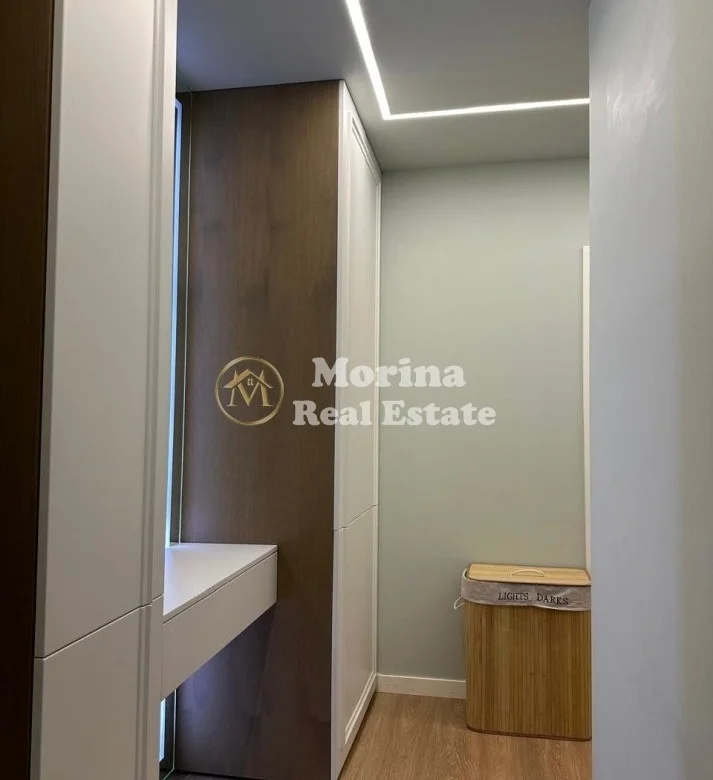 Tirana, Apartment for Sale 1+1, 6th Floor, 64 m², €160,000 (Rruga 5 Maji)
