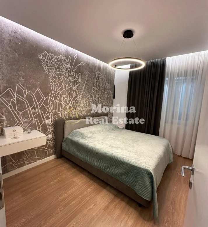 Tirana, Apartment for Sale 1+1, 6th Floor, 64 m², €160,000 (Rruga 5 Maji)