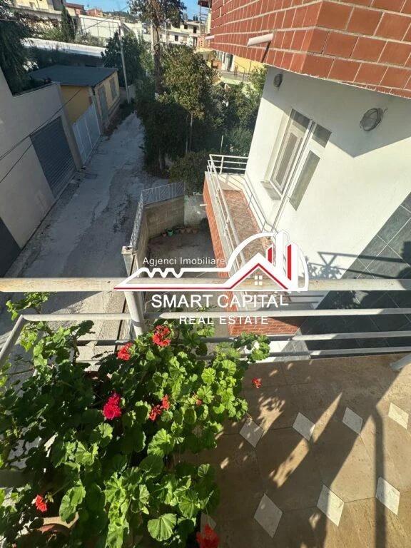 SHITET VILË NË AFËRSI TË ISH-FUSHËS SË AVIACIONIT,VLORË!