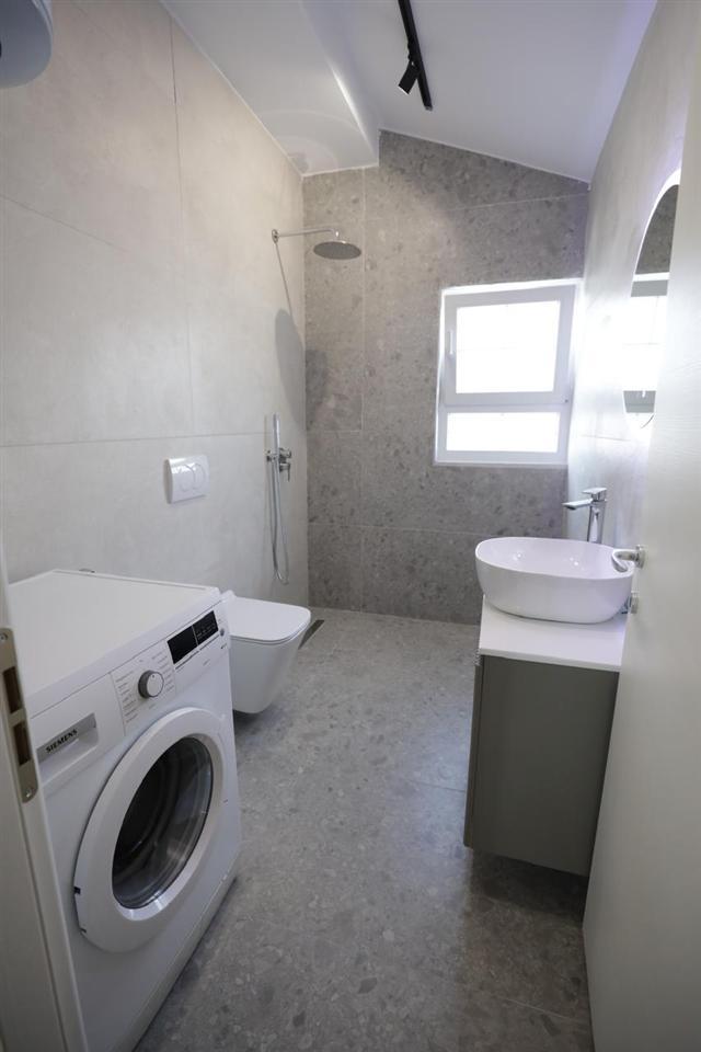 APPARTAMENTO CON AFFITTO 3+1 IN ZONA PRIFTIT 80.000 LEKE