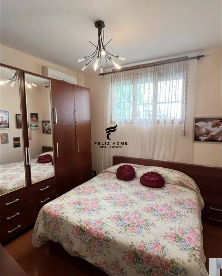 Tirane, House for Sale 3+1 Floors, 210 m², €500,000 (MYSLYM SHYRI)