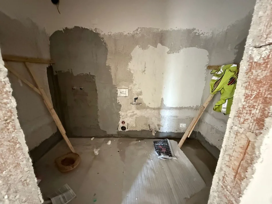 Tirane, vendesi appartamento 2+1+Balcone Piano 2, 114 m² 330.000 € (STADIUMI DINAMO)