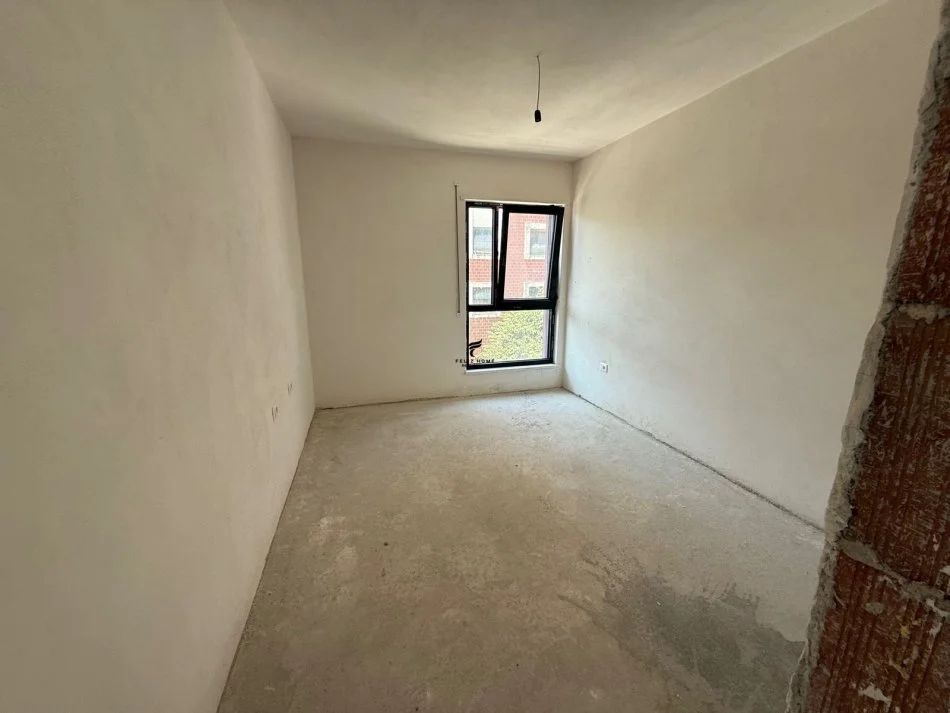 Tirane, vendesi appartamento 2+1+Balcone Piano 2, 114 m² 330.000 € (STADIUMI DINAMO)