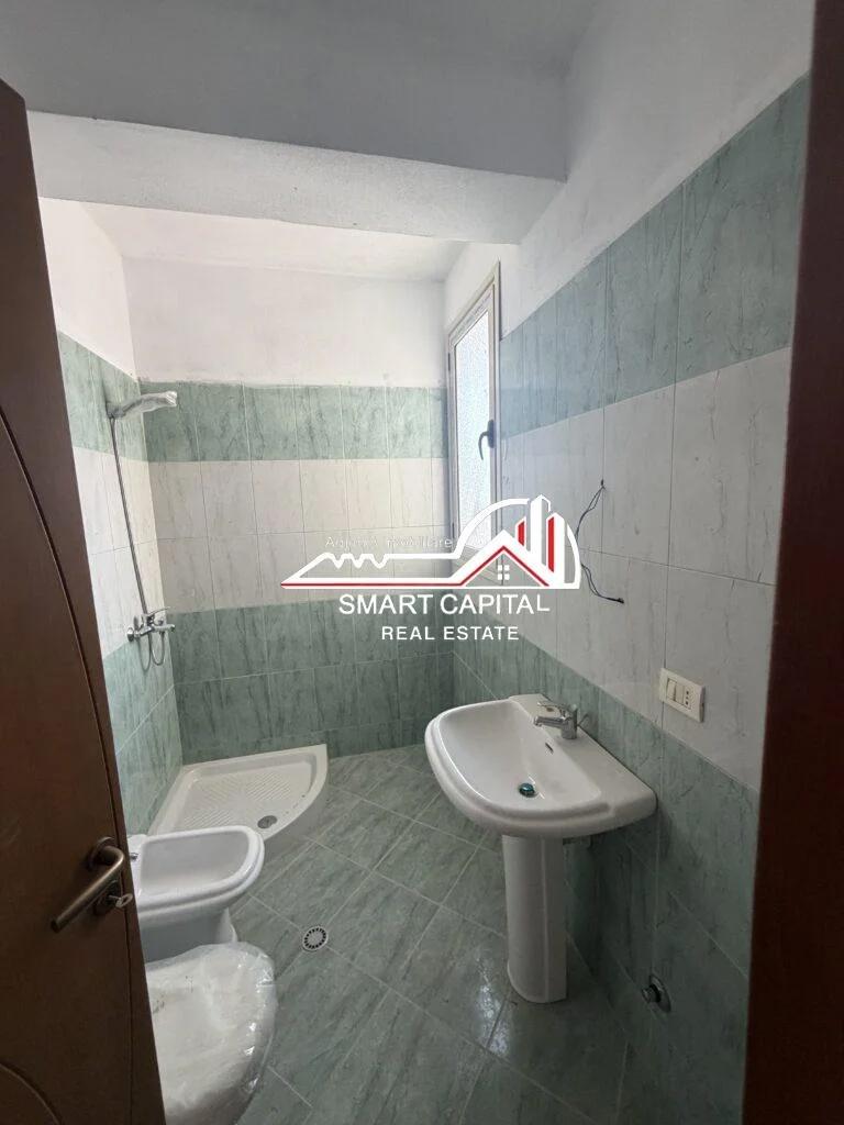 SHITET APARTAMENT NË AFËRSI TË TRANSBALLKANIKES,VLORË!