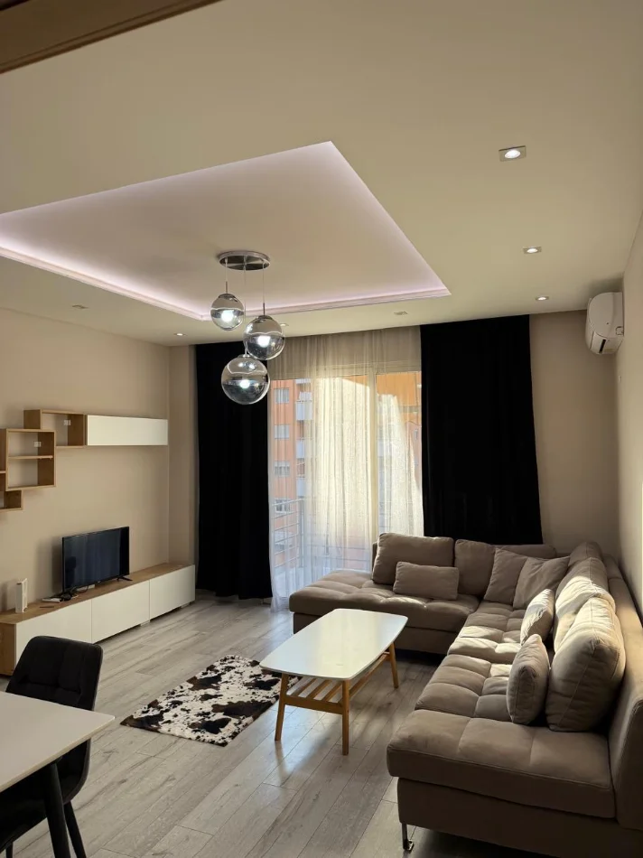 Tirana, vendesi appartamento 2+1 Piano 7, 98 m² 165.000 € (Astir)
