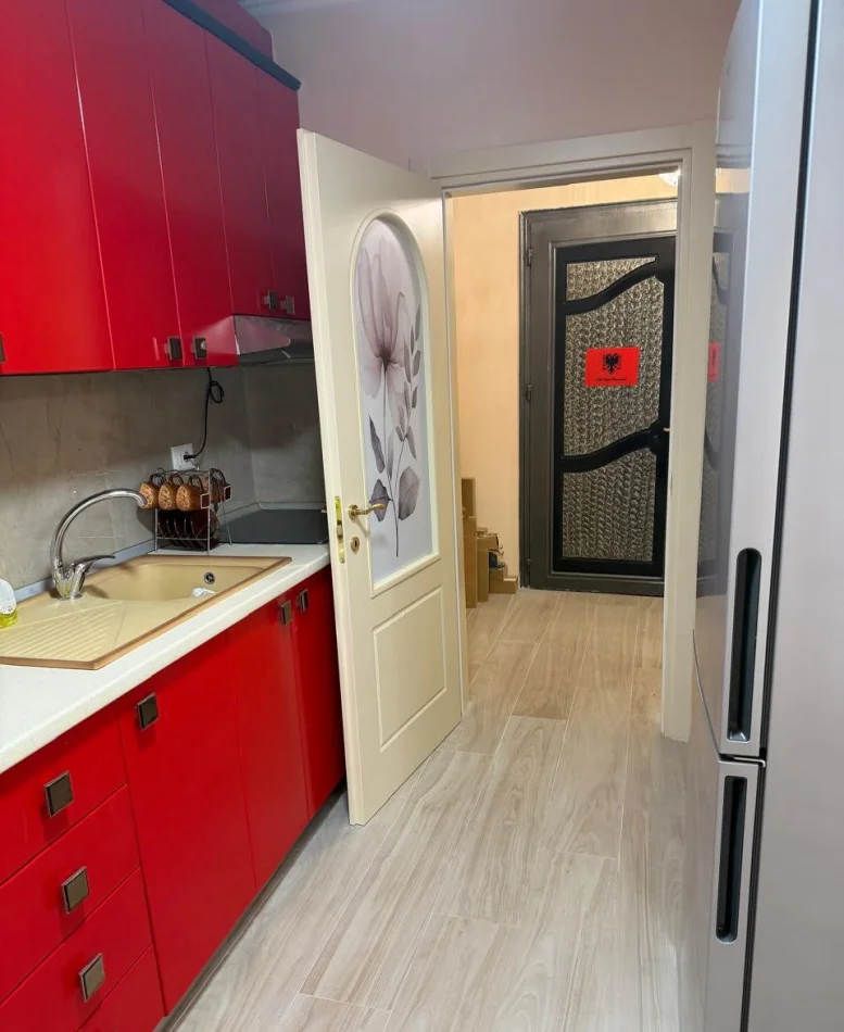 Tirana, vendesi appartamento 2+1 Piano 7, 87 m² 252.300 € (Bulevardi Zogu i Parë)