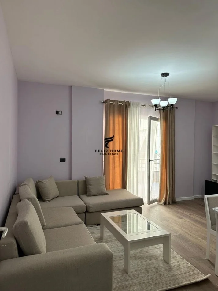 Tirane, Apartment for Rent 1+1 Second Floor, 90 m² 600 € (RADISSON HOTEL)