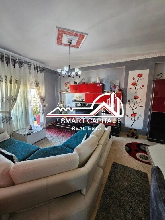 SHITET APARTAMENT 1+1 PRANË KISHËS ORTODOKSE, VLORË!