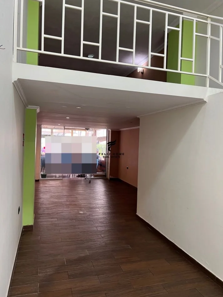 Tirane, negozio in vendita Piano 0, 56 m² 150.000 € (XHAMLLIKU)