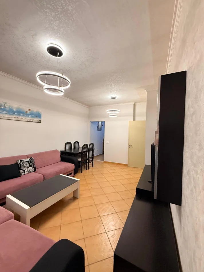 Tirane, shitet apartament 1+1 Kati 5, 64 m² 135.000 € (Ali Demi)