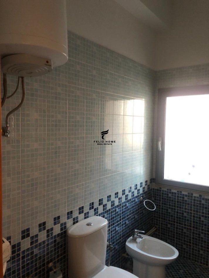 Commercial Space for Rent 33 m² Zogu i Zi 380 Euro