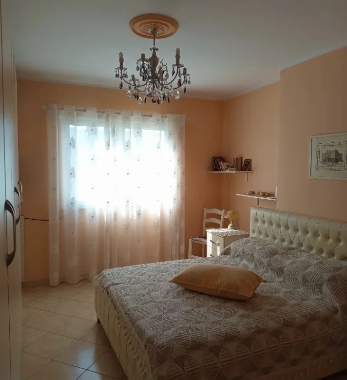 Durres, vendesi appartamento 2+1 Piano 5, 105 m² 270.000 € (Durres)