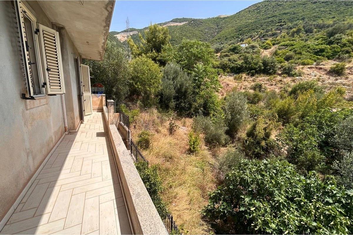 VILË DYKATËSHE PËR SHITJE – UJI I FTOHTË, VLORË