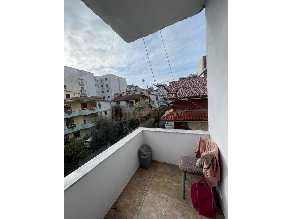 VENDESI, Villa, Via 5 Maji, Tirana