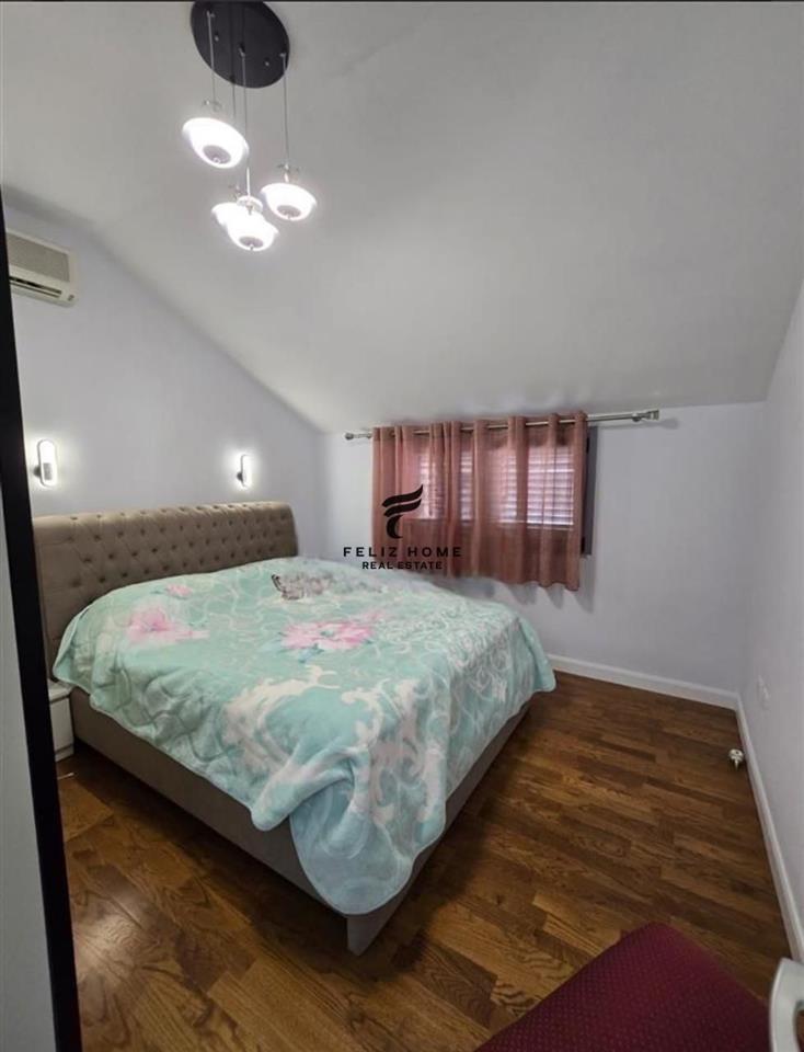 Vile privata in vendita 210 m² Qerret a 370.000 euro