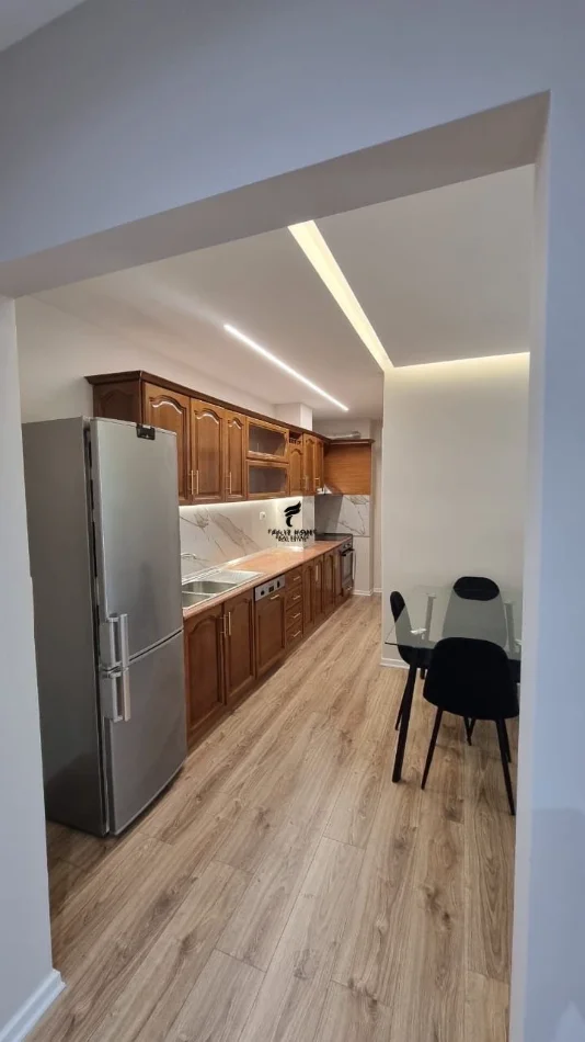 Tirana, apartment for sale 1+1, 7th Floor, 60 m², €125,000 (DONB OSKO)