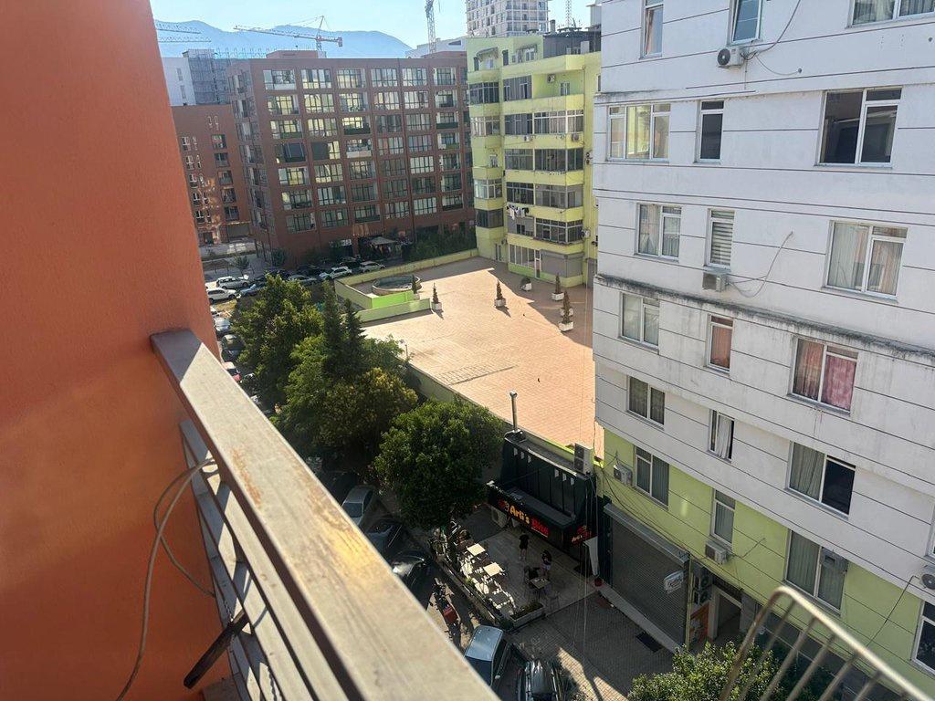 Appartamento 2+1 in affitto in via Jordan Misja, vicino a Spak Tirana