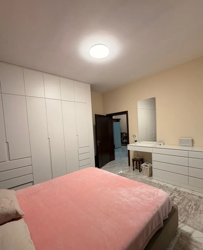 Tirane, Apartment 2+1 for Rent, Second Floor, 100 m², €500 (Casa Italia)