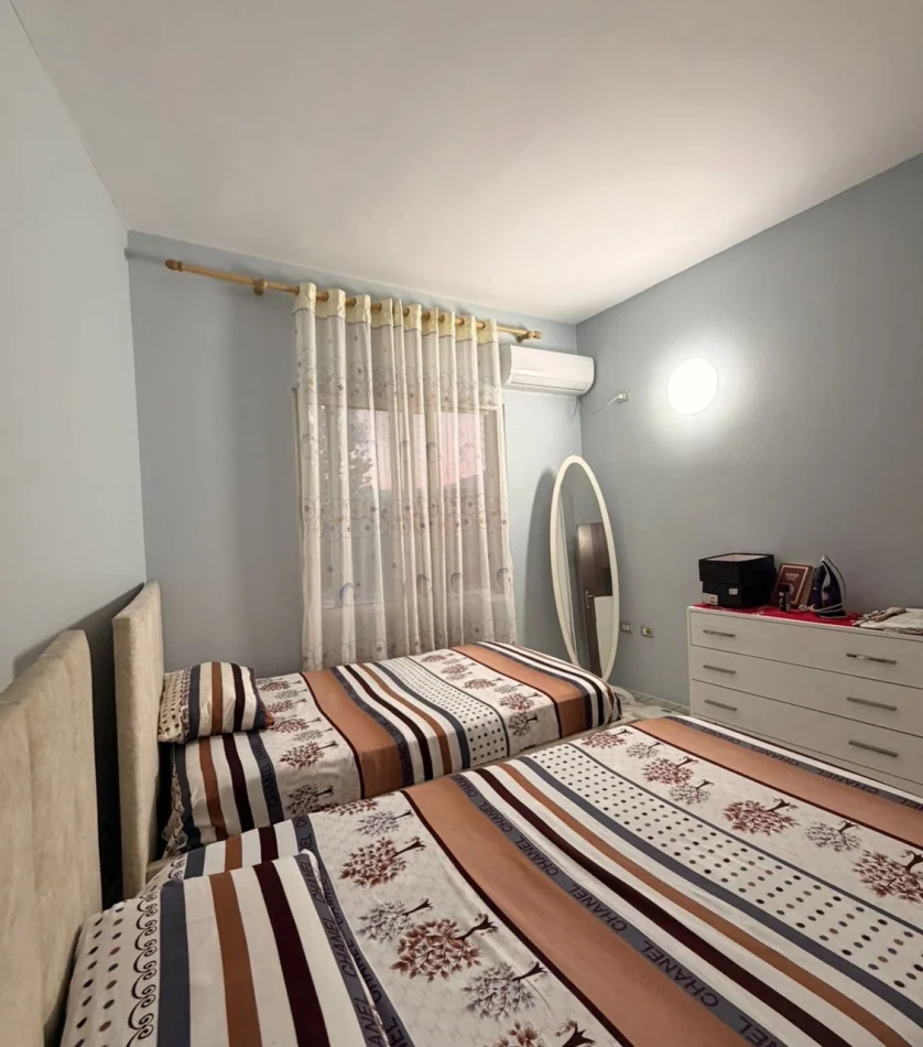Tirane, Apartment 2+1 for Rent, Second Floor, 100 m², €500 (Casa Italia)
