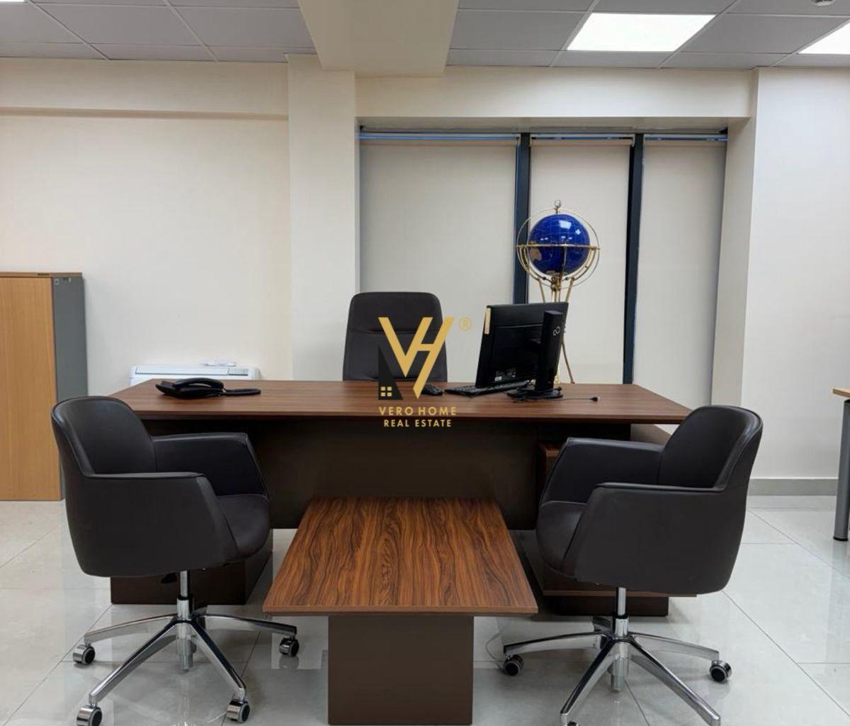 OFFICE FOR RENT 150 M2 ON ELBASANIT STREET - 2,000 EURO