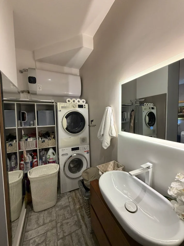 Tirane, vendesi appartamento duplex 2+1 Piano 0, 117 m² 355.000 € (KODRA E DIELLIT 2)