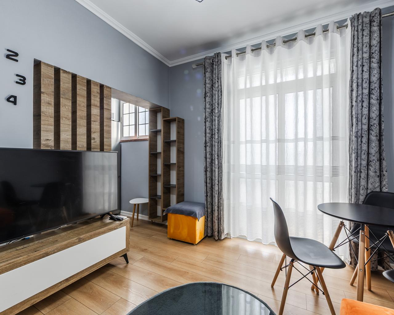 AFFITTO APPARTAMENTO 1+1 VICINO BLUESTAR CENTER, DURRES