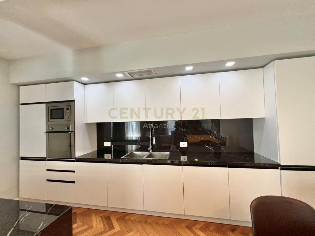 APPARTAMENTO DI LUSSO IN AFFITTO A PLAZH ILIRIA, DURRES 2+1+2T+ VE