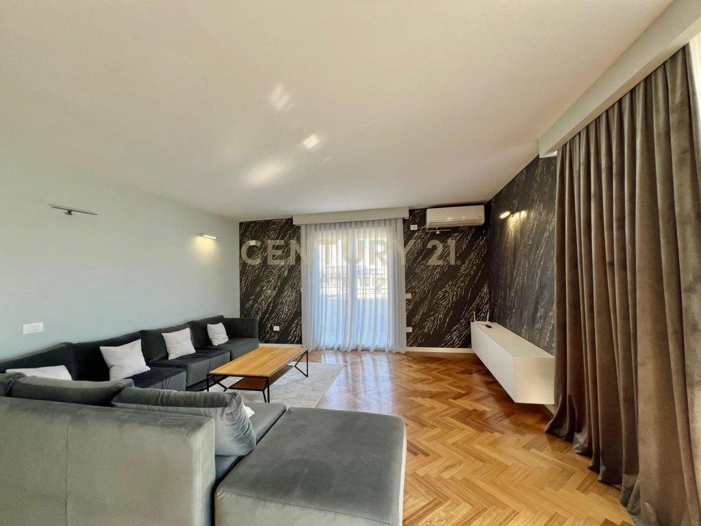 APPARTAMENTO DI LUSSO IN AFFITTO A PLAZH ILIRIA, DURRES 2+1+2T+ VE