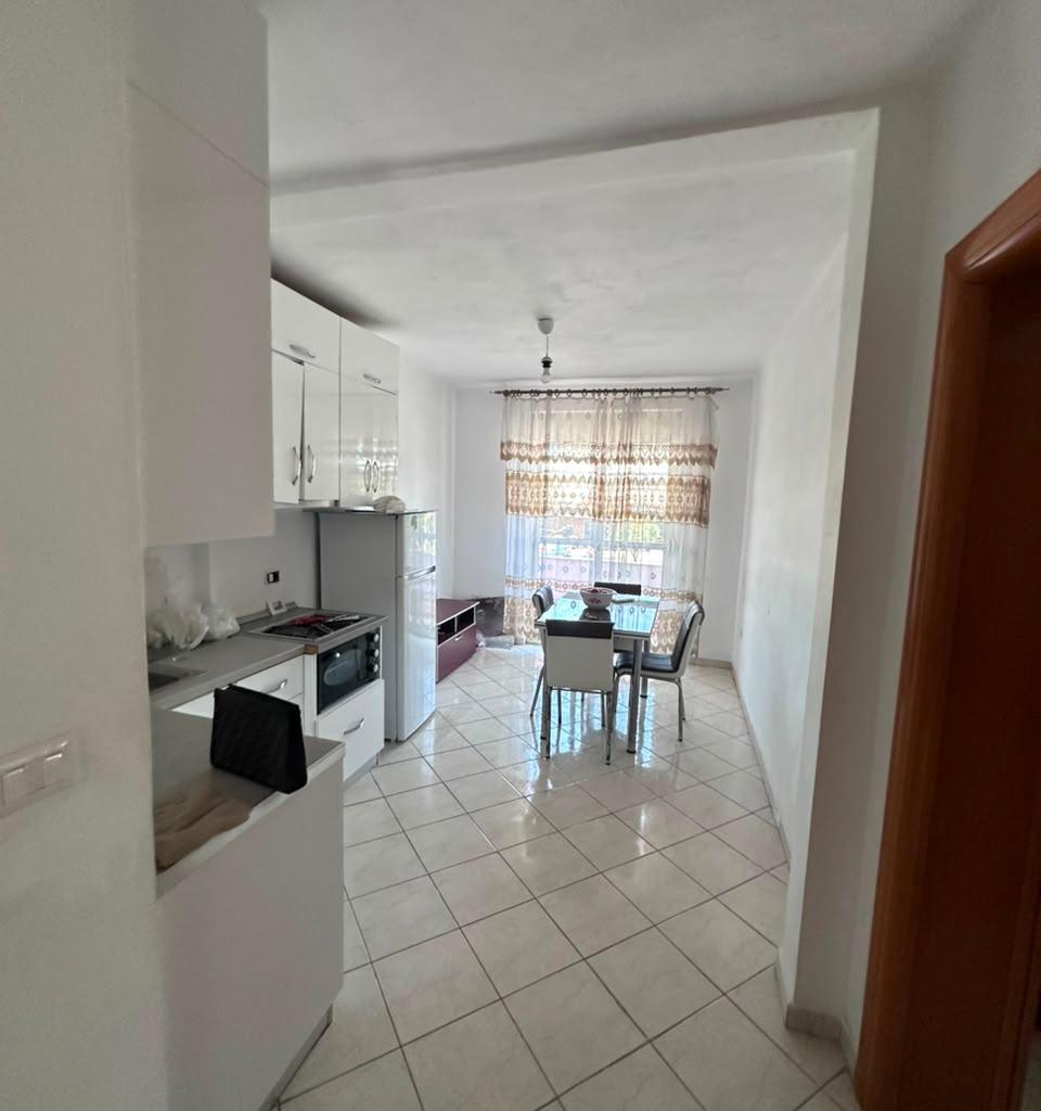 APPARTAMENTO IN AFFITTO 1+1 NELLE ZONE DI SHKOZET, DURRES