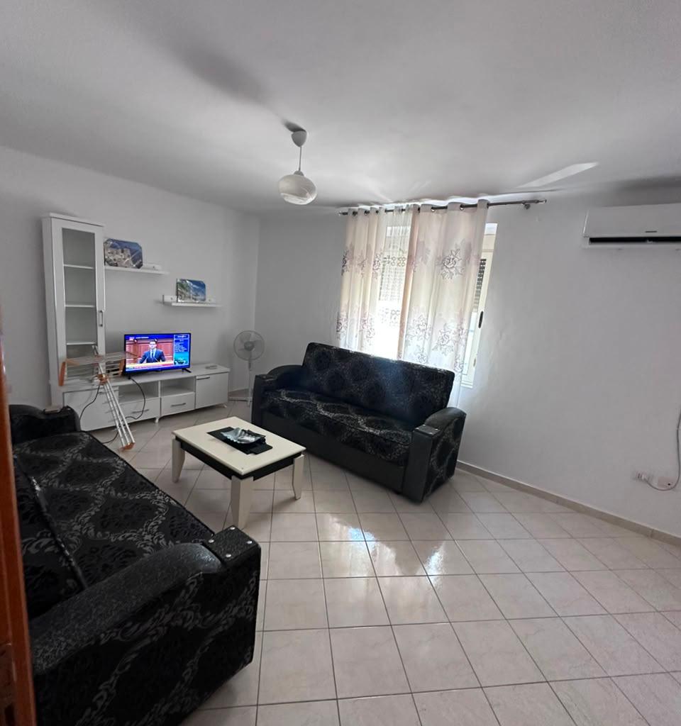 APPARTAMENTO IN AFFITTO 1+1 NELLE ZONE DI SHKOZET, DURRES