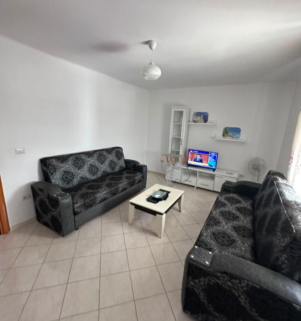 JEPET ME QERA APARTAMENT 1+1 NE ZONEN SHKOZET, DURRES