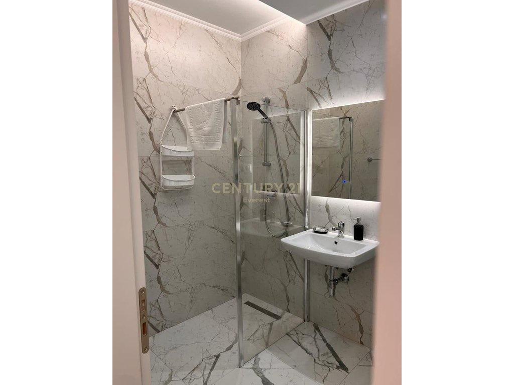RRUGA MUSTAFA MATOHITI, SUPER APARTAMENT 1+1 PER QIRA