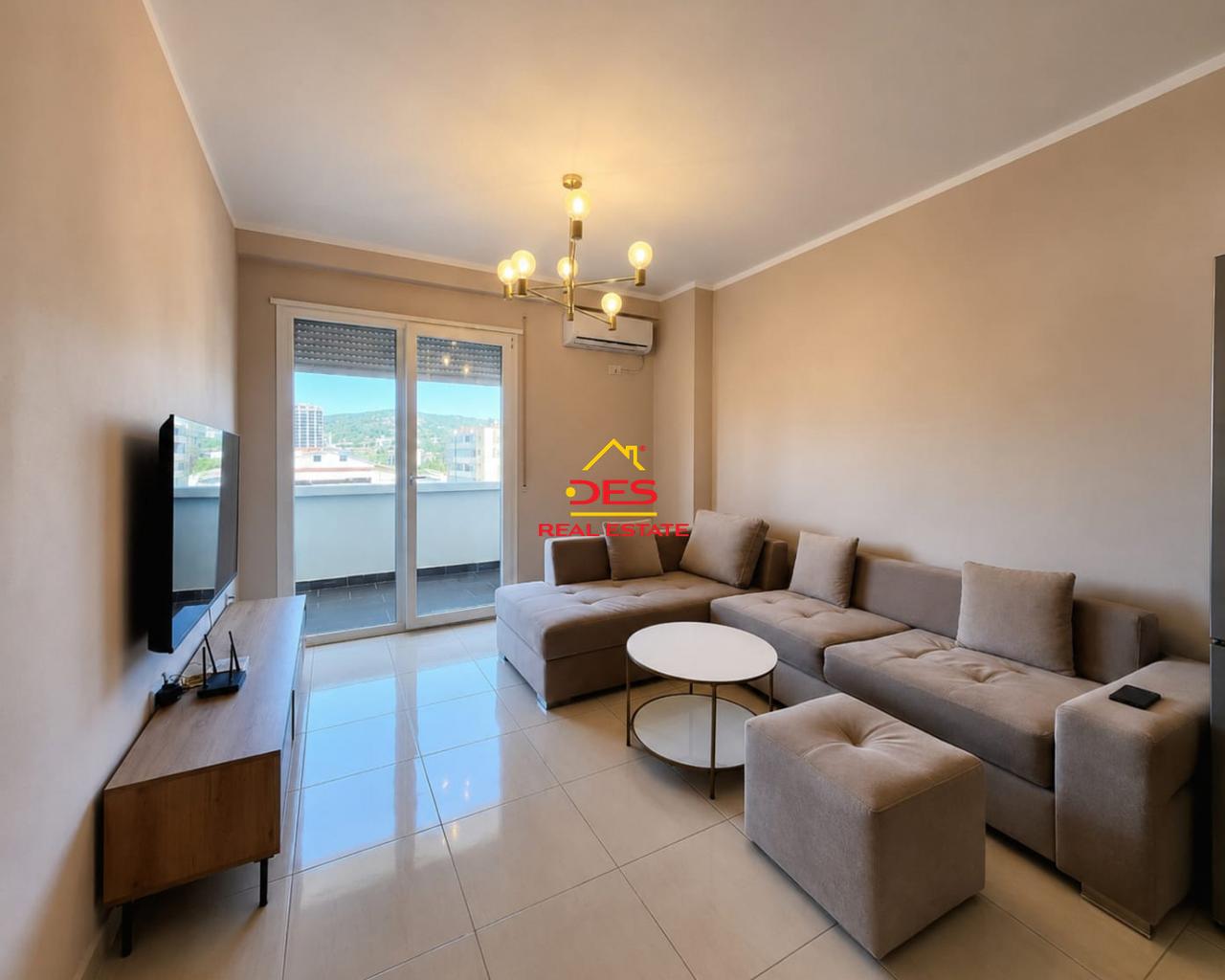 🔑🏡 SHITET APARTAMENT 1+1 TE PORCELANSA, VLORË.