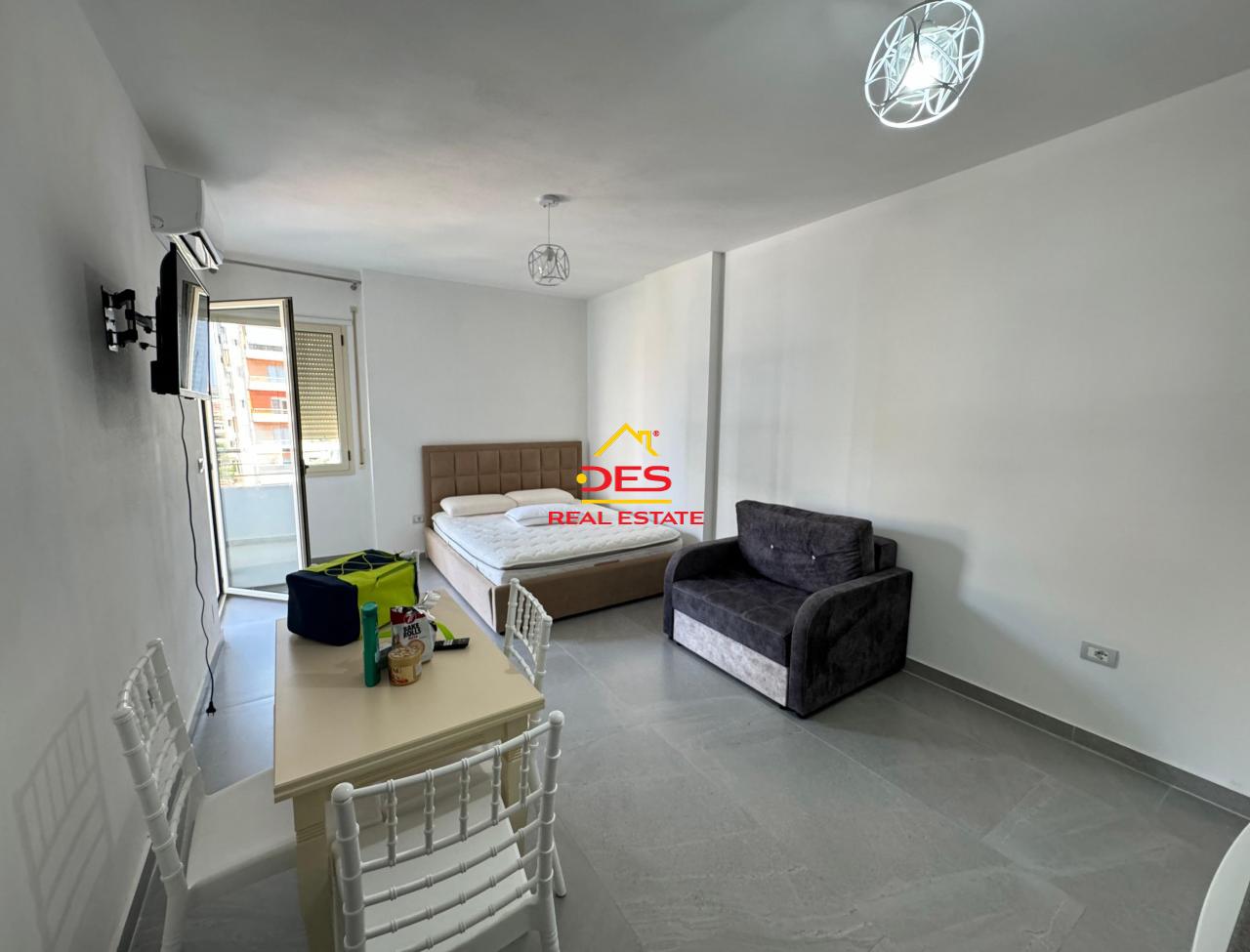 🔑🏡 SHITET GARSONIERE NË LUNGOMARE ,VLORË