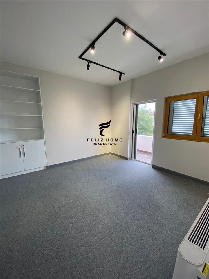 SHITET VILE PRIVATE 630 M2 LIQENI ARTIFICIAL 2.700.000 EURO