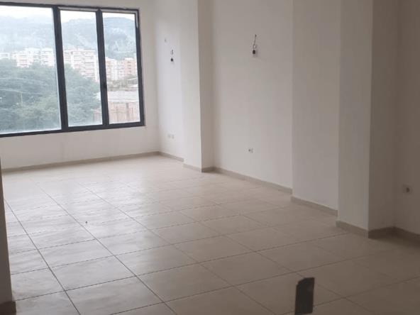 Zone komerciale me qera - "Stadiumi", Vlore