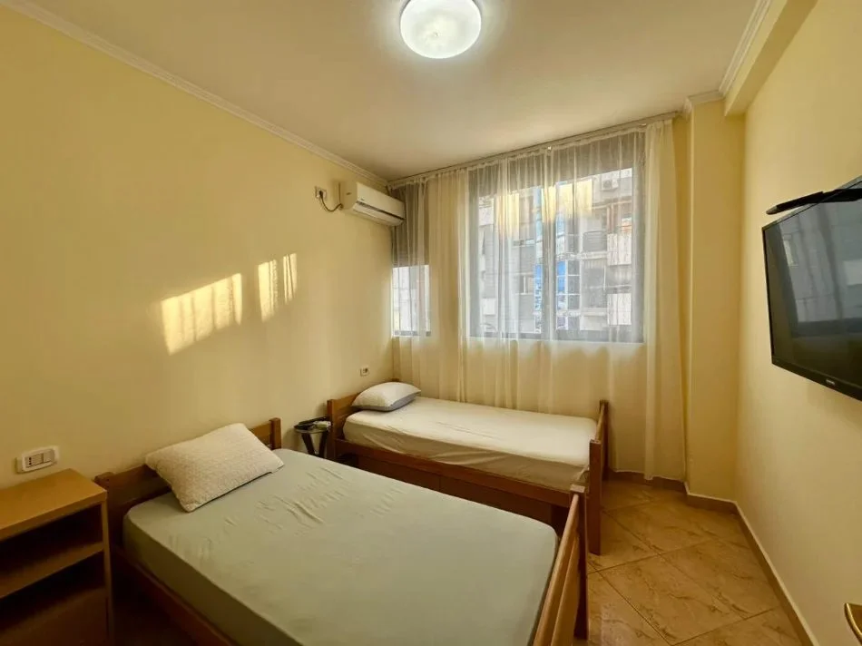 Tirane, apartment for rent 2+1, 5th Floor, 80 m², €800 (Selvia)