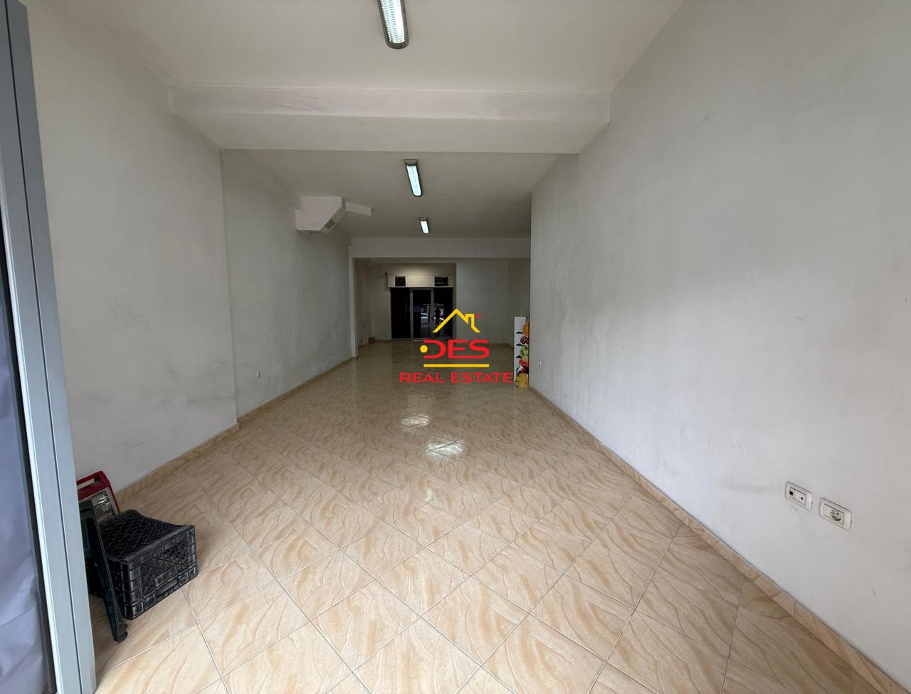 🔑🏢 JEPET ME QIRA AMBIENT BIZNESI PRANË KISHËS ORTODOKSE