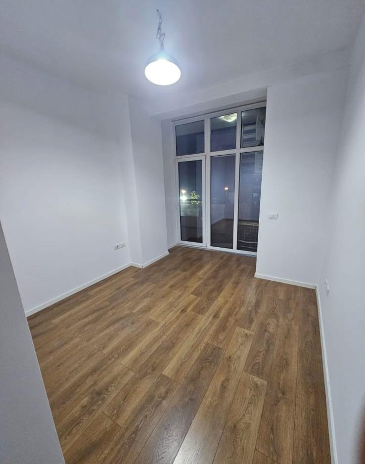 🏢 Affitto Ufficio 3+1 – Kika 2, Comune di Paris