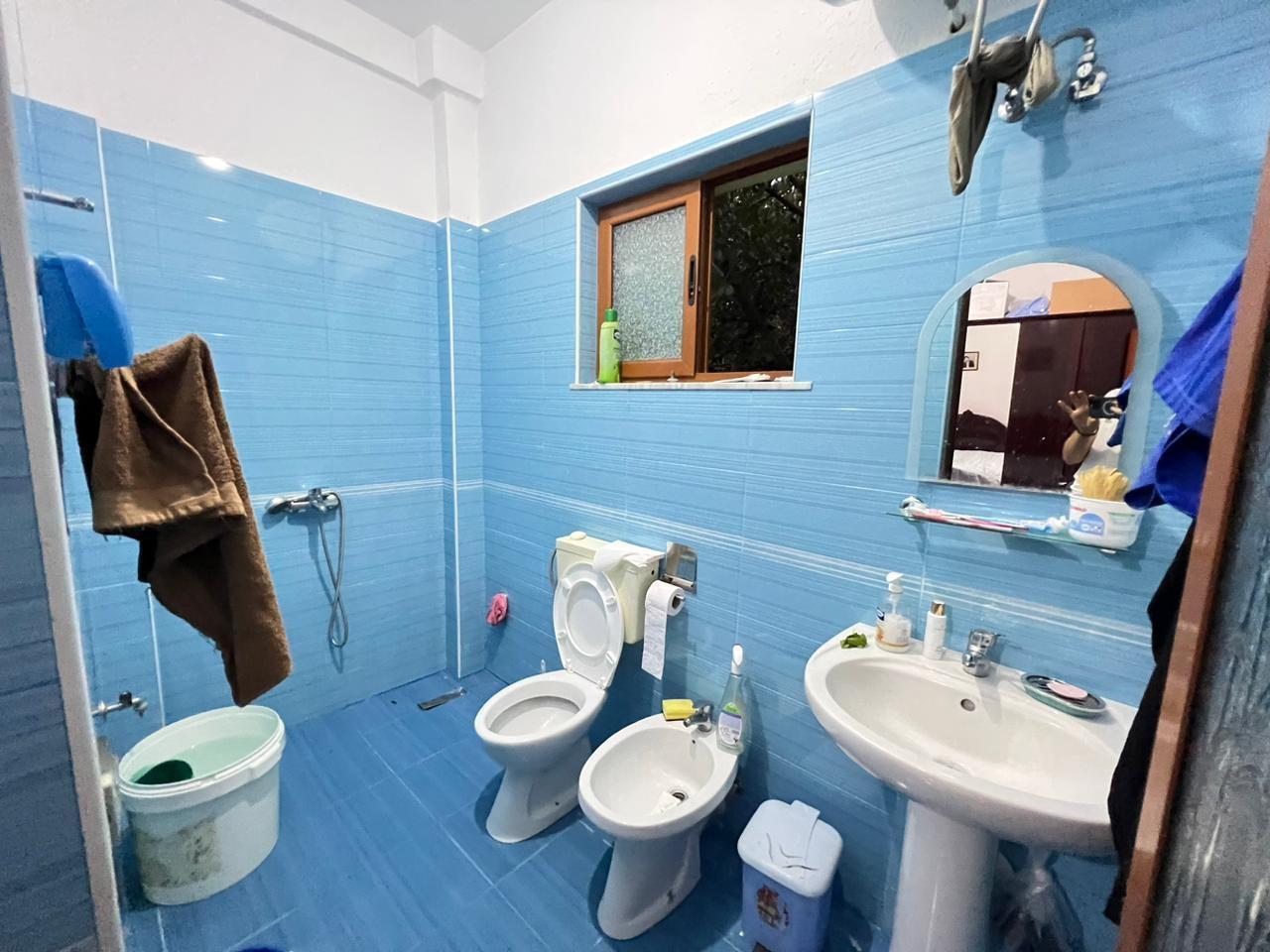Villa con 500 m² di terreno, prezzo 1.500 euro