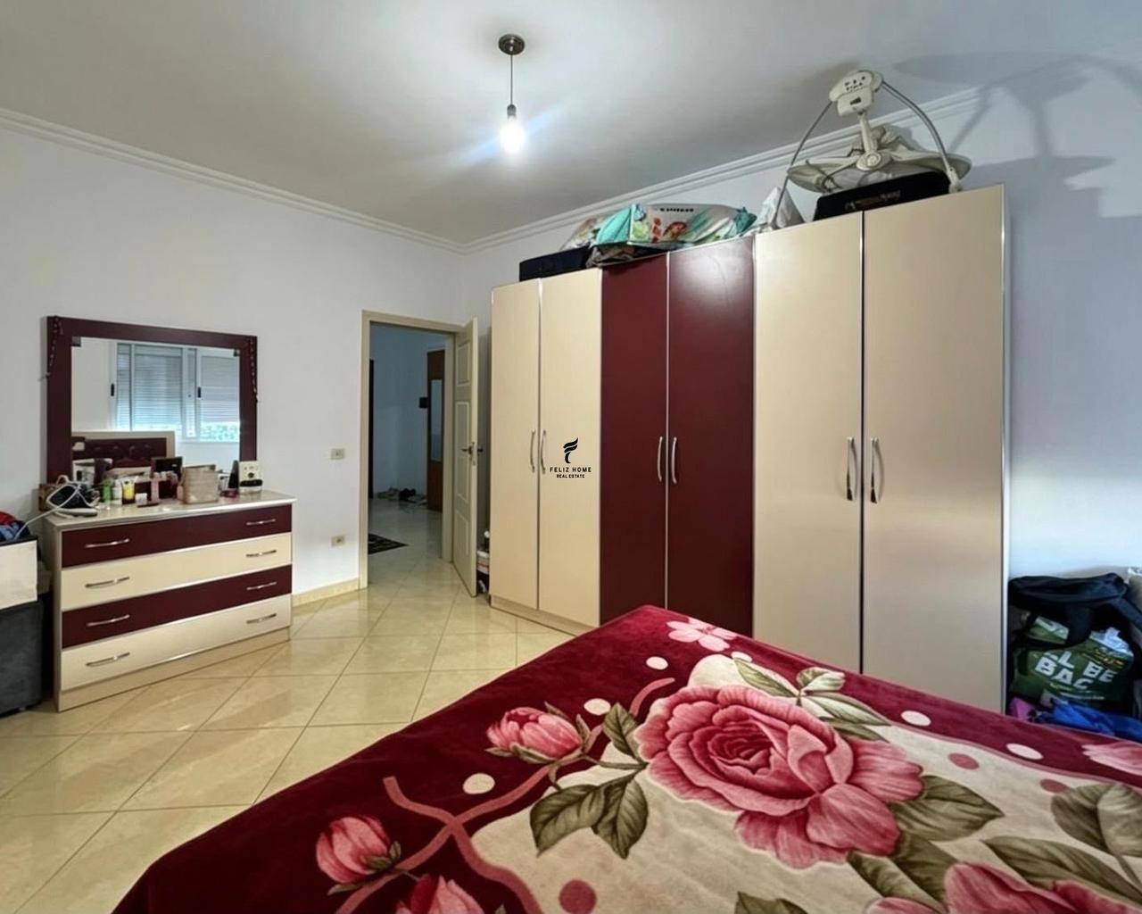 APPARTAMENTO CON 2+1 CAMERE RISTRUTTURATO 44.000 LEK FH-79546