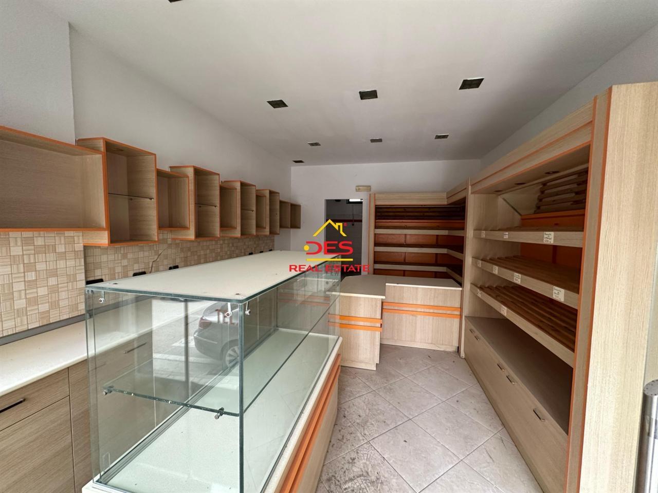 🆕🏪 SHITET AMBIENT BIZNESI NË LUNGOMARE + GARAZH ,VLORË