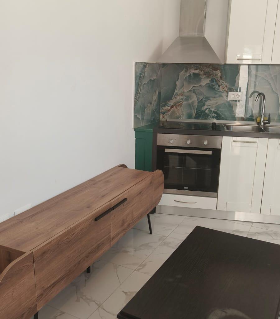 Appartamento in affitto 1+1 in una villa con prezzo di 230 mila lek