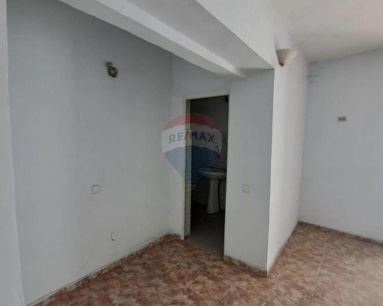 đą DYQAN PĂR SHITJE â MUNDĂSI IDEALE INVESTIMI NĂ VLORĂ!