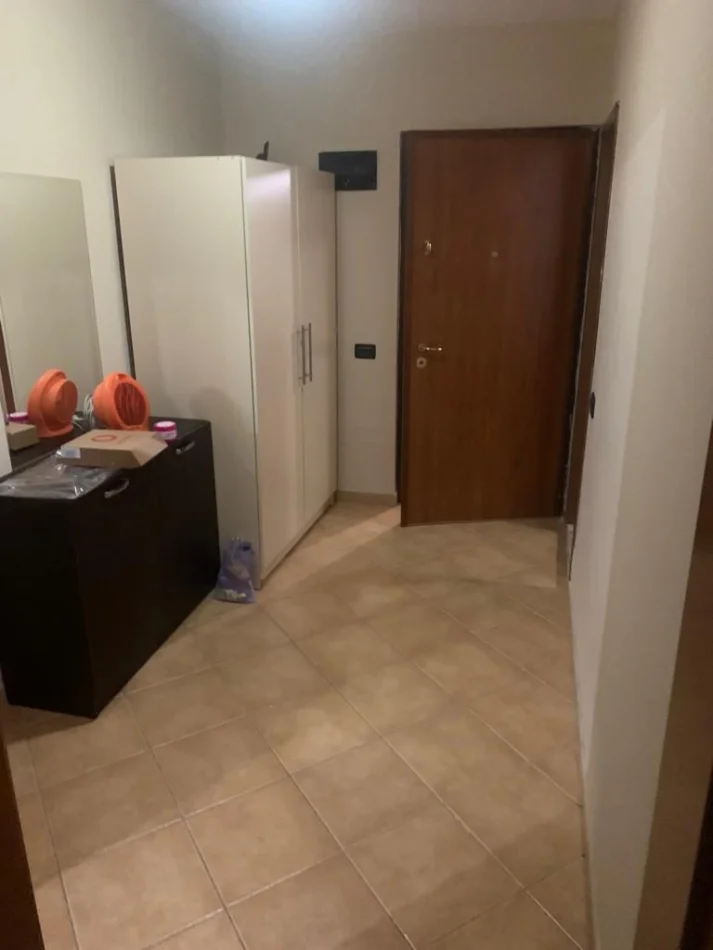 Tirane, Apartment for Rent 1+1, 5th Floor, 65 m², €450 (Tregu Elektrik)