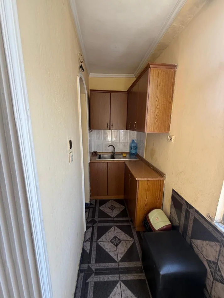 Tirane, Apartment for Rent 1+1, 4th Floor, 60 m², €400 (Rruga e Dibrës)