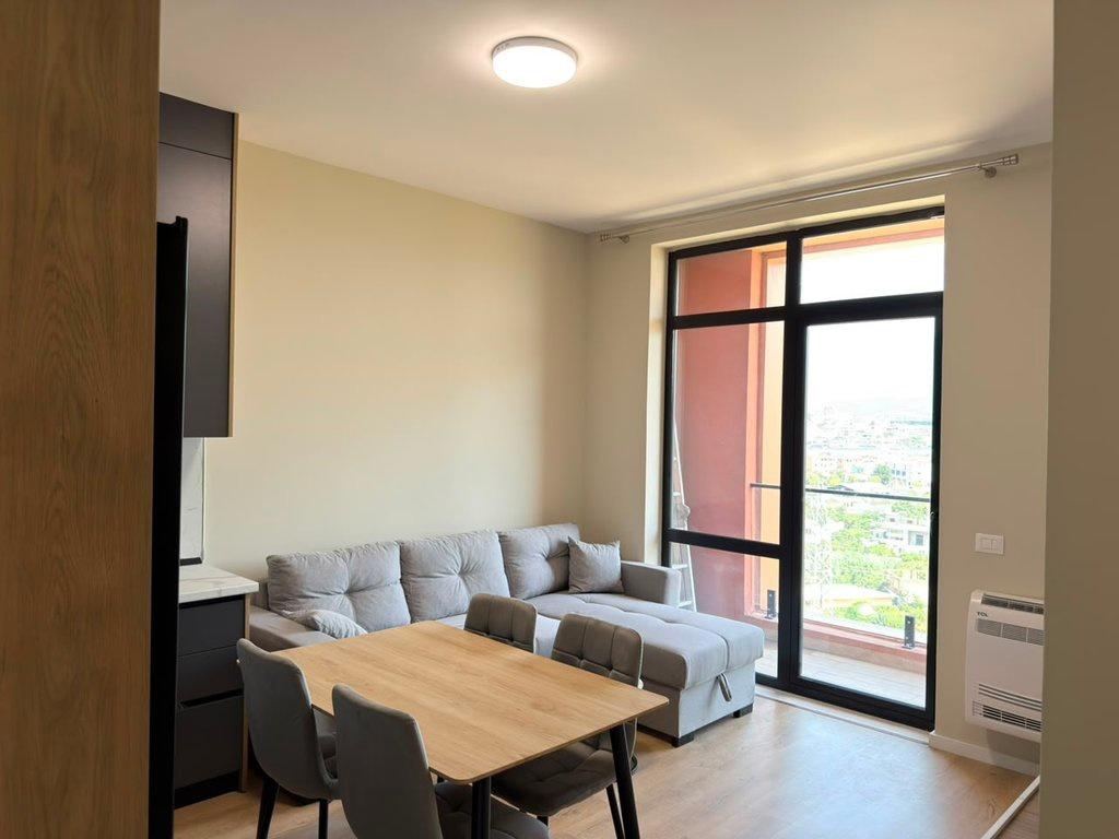 Affitto appartamento 2+1 in Bulevardin e Ri